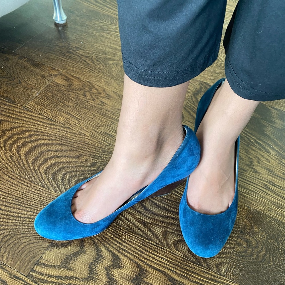 Electric blue Cole Haan - size 9 wedges- women- great condition